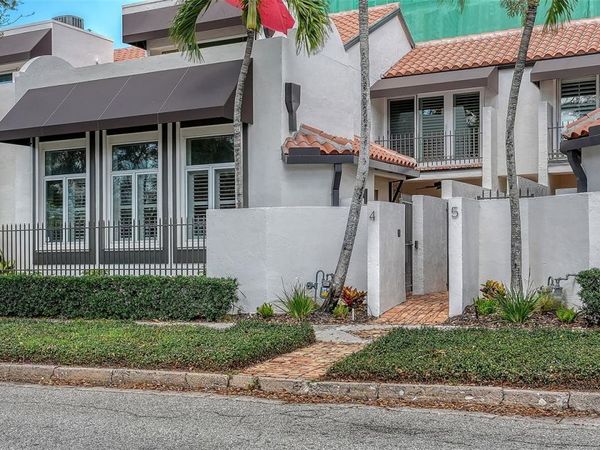 200 COCOANUT AVENUE , Unit 4, SARASOTA, FL 34236