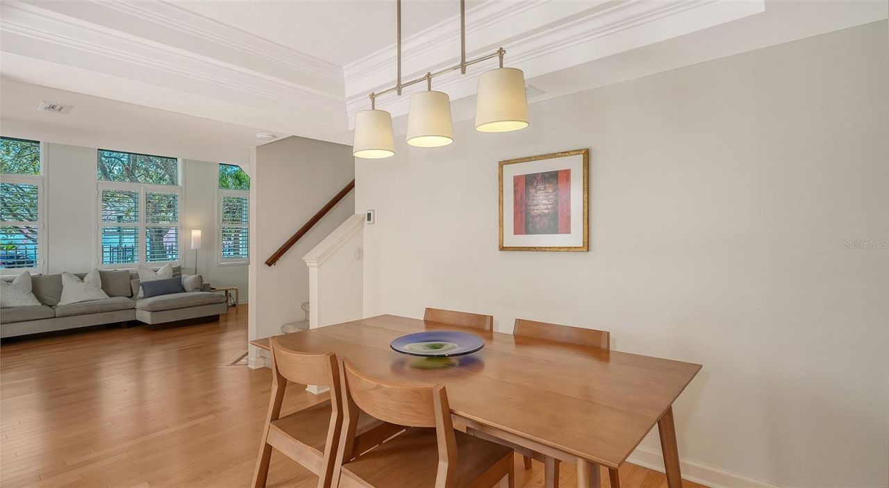 200 Cocoanut Avenue, Unit 4, Sarasota, FL 34236 Photo