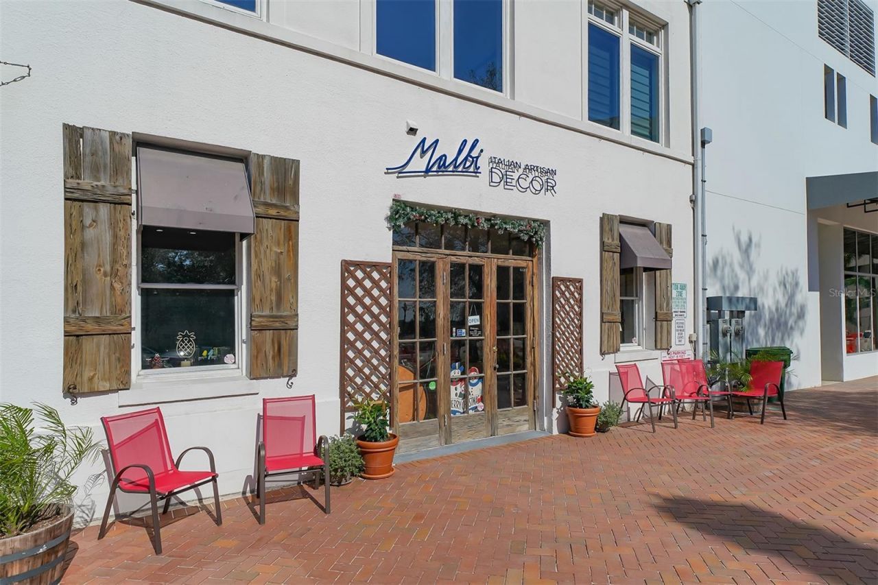 200 Cocoanut Avenue, Unit 4, Sarasota, FL 34236 Photo