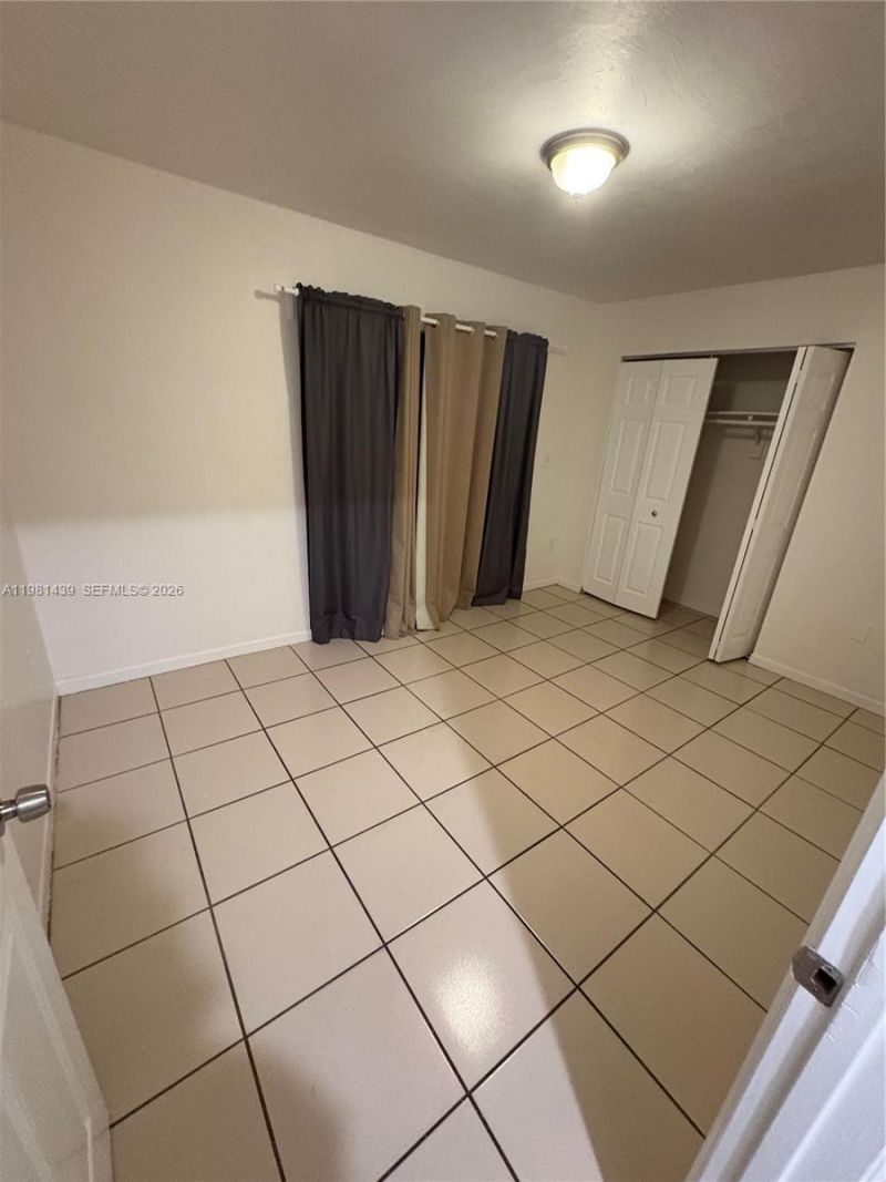5 Olive Dr , Unit 24, Hialeah, FL 33010 Photo