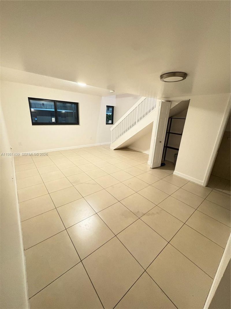 5 Olive Dr , Unit 24, Hialeah, FL 33010 Photo