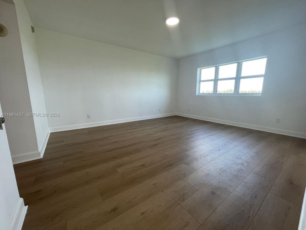 14951 Royal Oaks Ln , Unit 709, North Miami, FL 33181 Photo