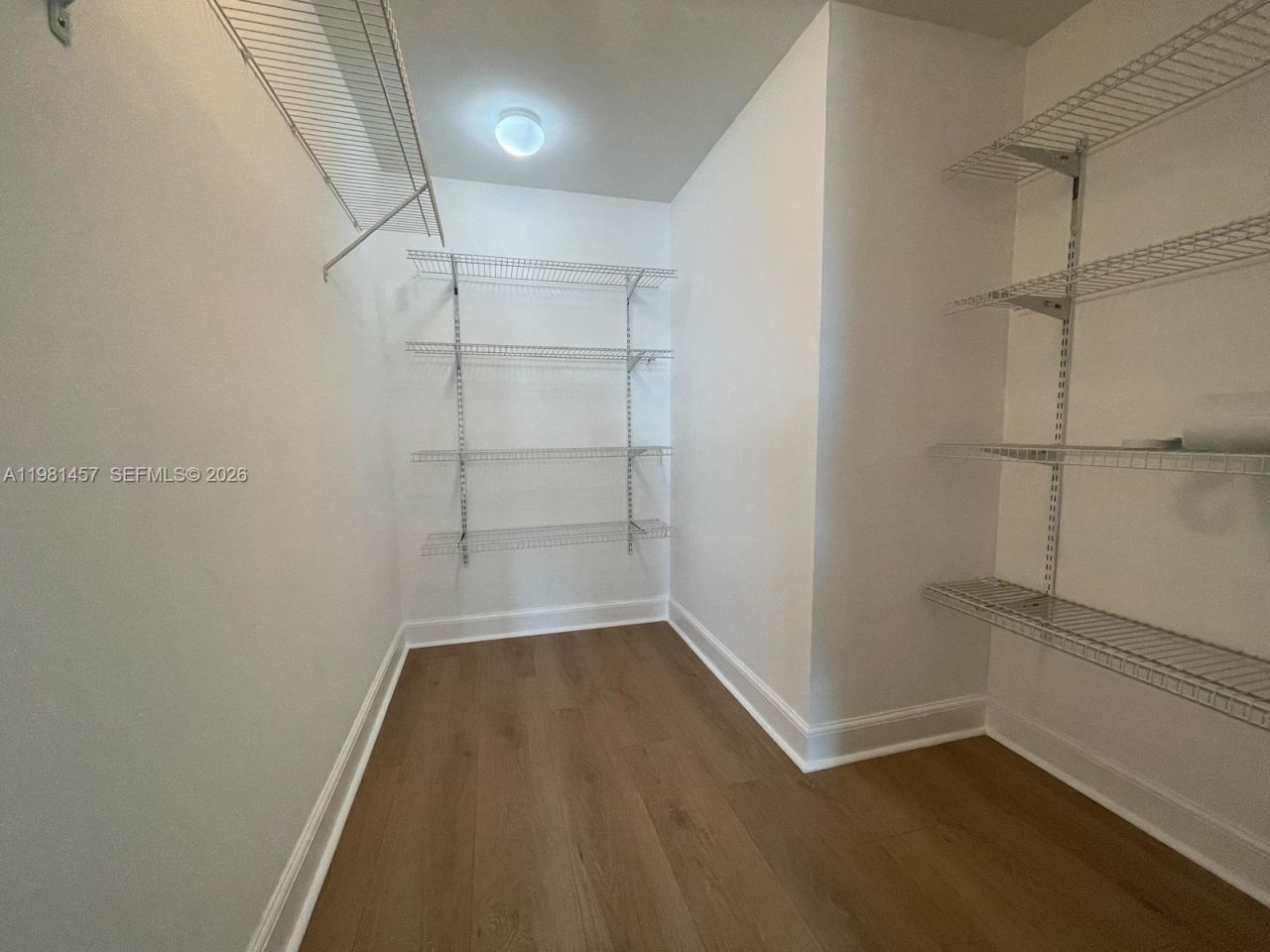 14951 Royal Oaks Ln , Unit 709, North Miami, FL 33181 Photo