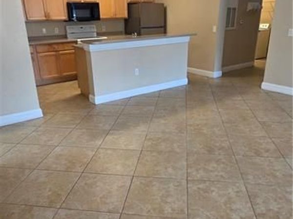 7940 Preserve CIR , Unit 927, NAPLES, FL 34119