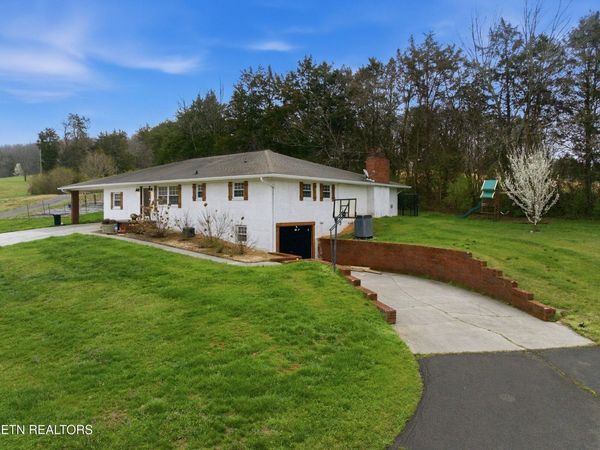 3477 Old Kentucky Rd, Morristown, TN 37814