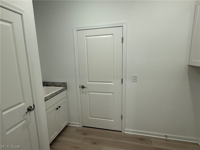 23706 Wallys Way, Columbia Station, OH 44028 Photo 12