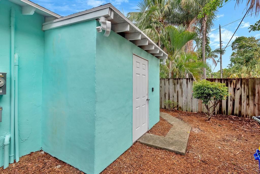 802 N J Street, Lake Worth Beach, FL 33460 Photo