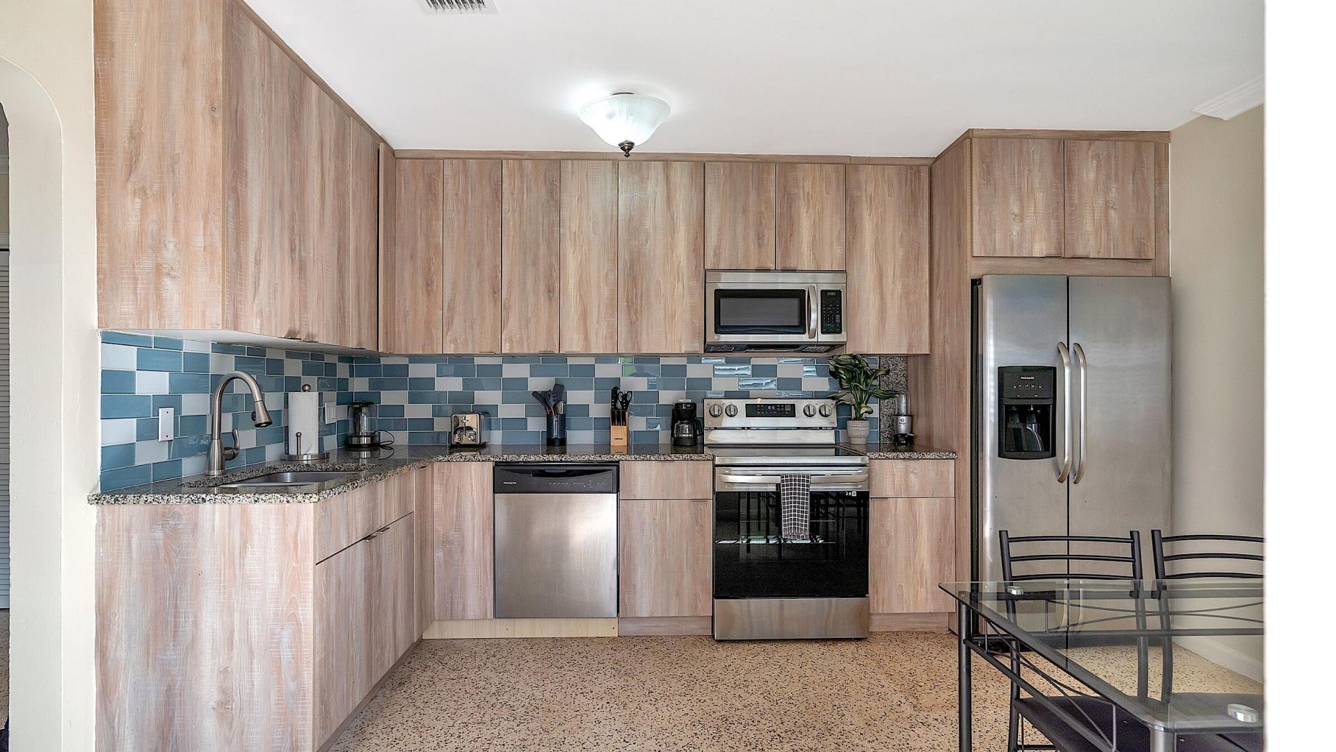 802 N J Street, Lake Worth Beach, FL 33460 Photo