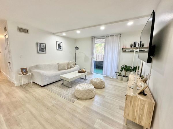 1271 NW 13th Street, Unit 361e, Boca Raton, FL 33486