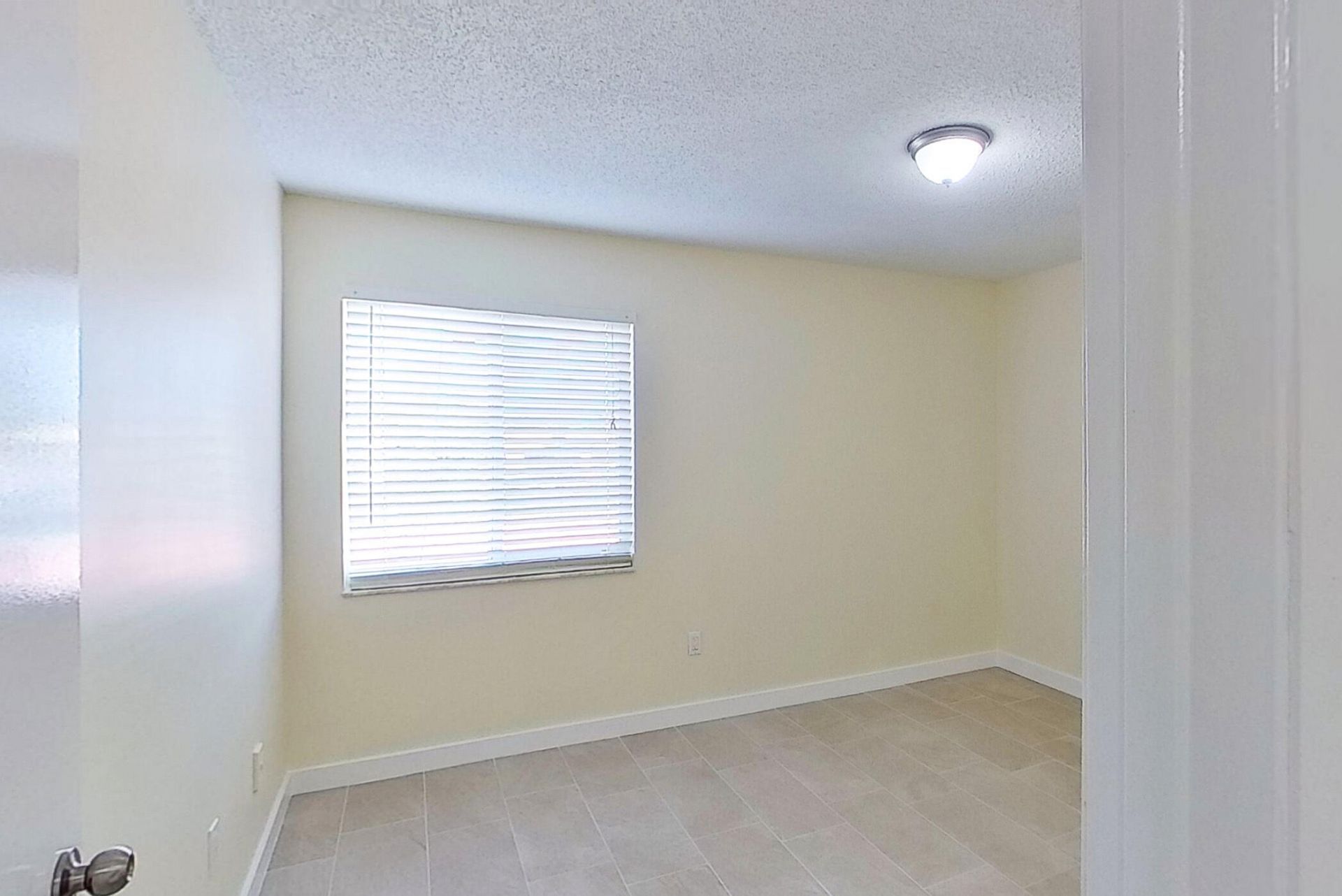 2020 NW 119th Street, Unit 1121, Miami, FL 33167 Photo