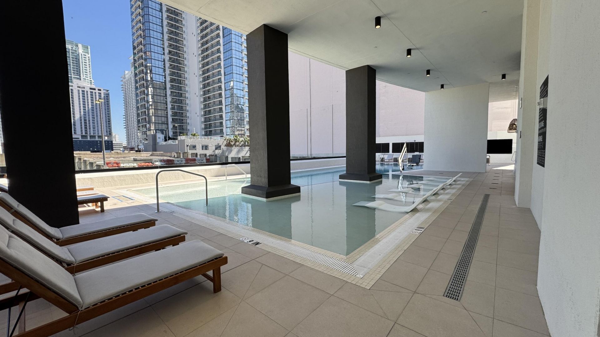 225 N Miami, Unit 3604, Miami, FL 33128 Photo