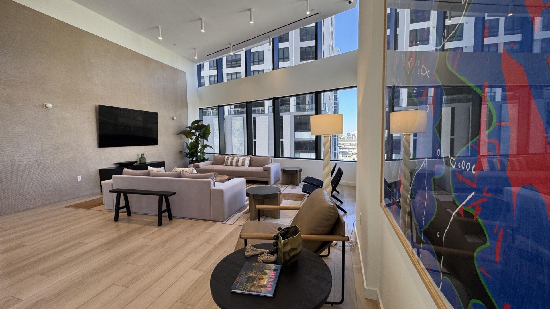 225 N Miami, Unit 3604, Miami, FL 33128 Photo