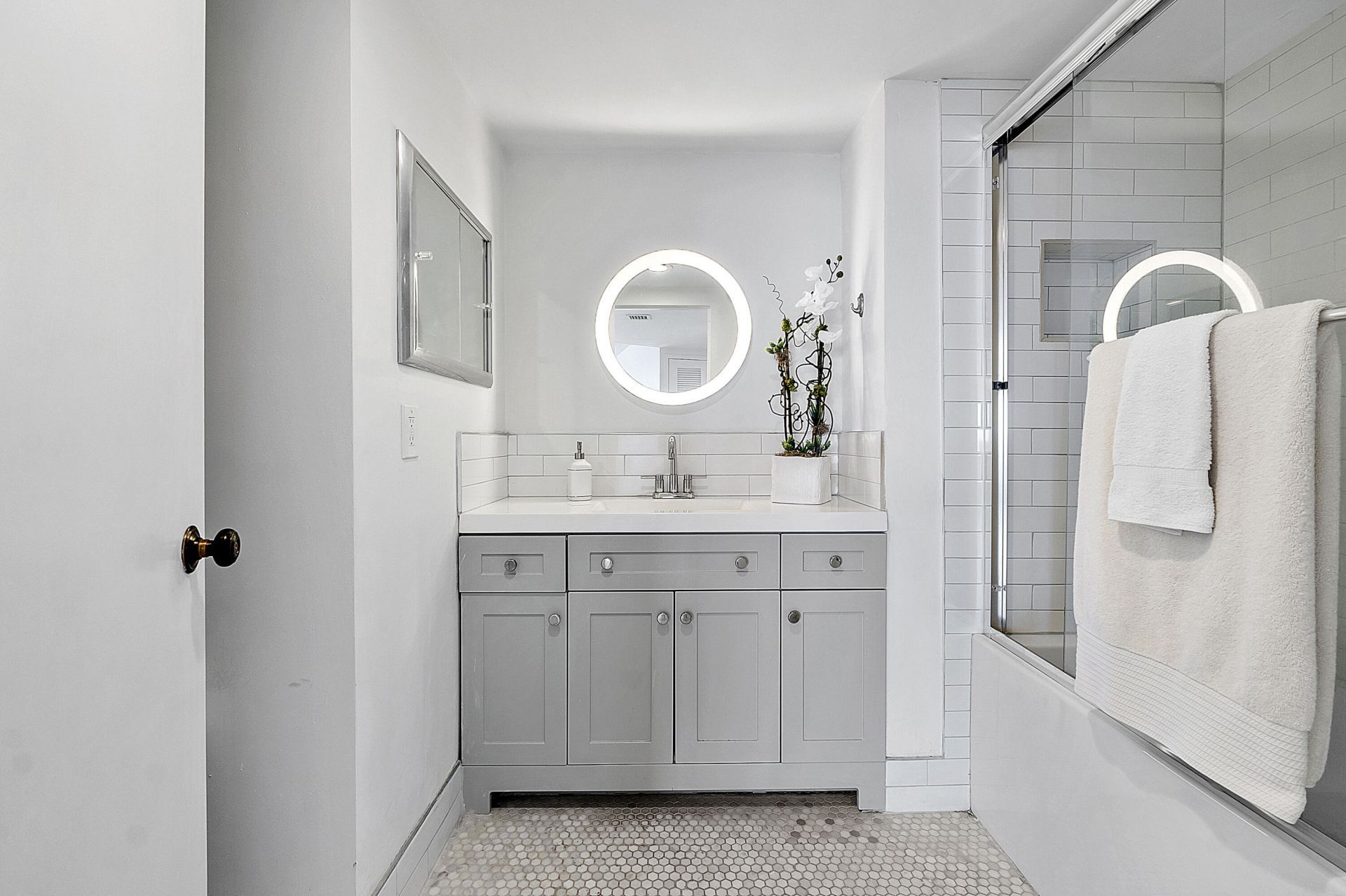 3000 Holiday Drive, Unit 1801, Fort Lauderdale, FL 33316 Photo