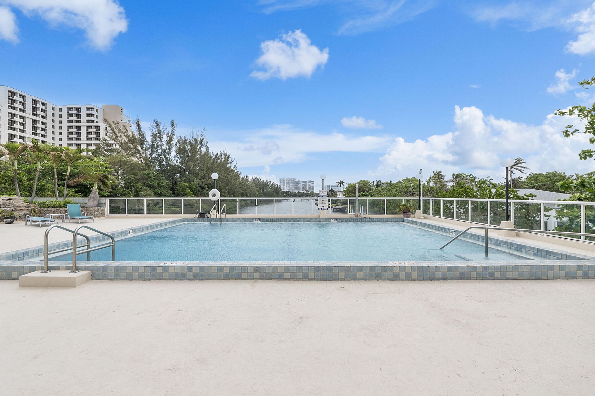 3000 Holiday Drive, Unit 1801, Fort Lauderdale, FL 33316 Photo