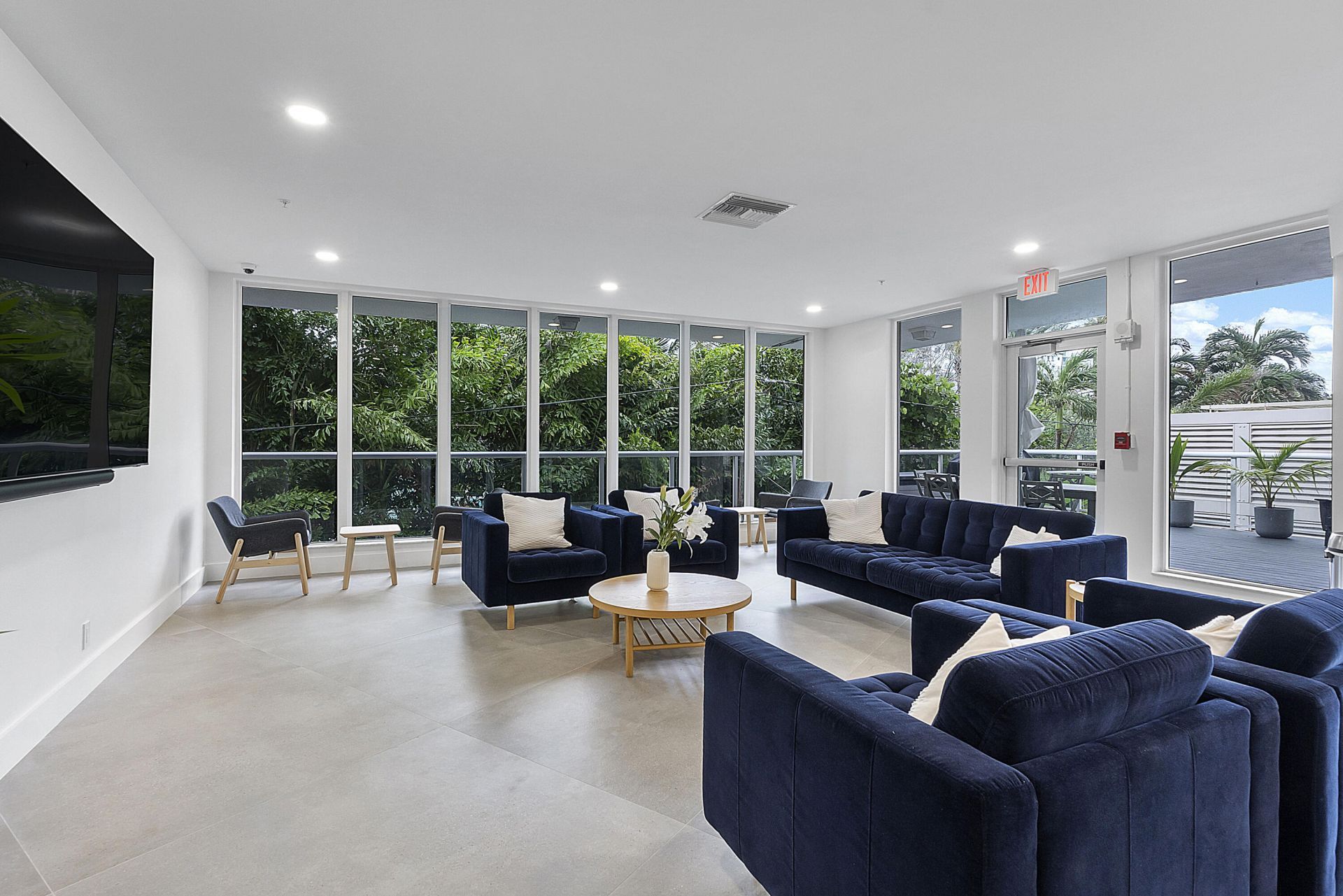 3000 Holiday Drive, Unit 1801, Fort Lauderdale, FL 33316 Photo