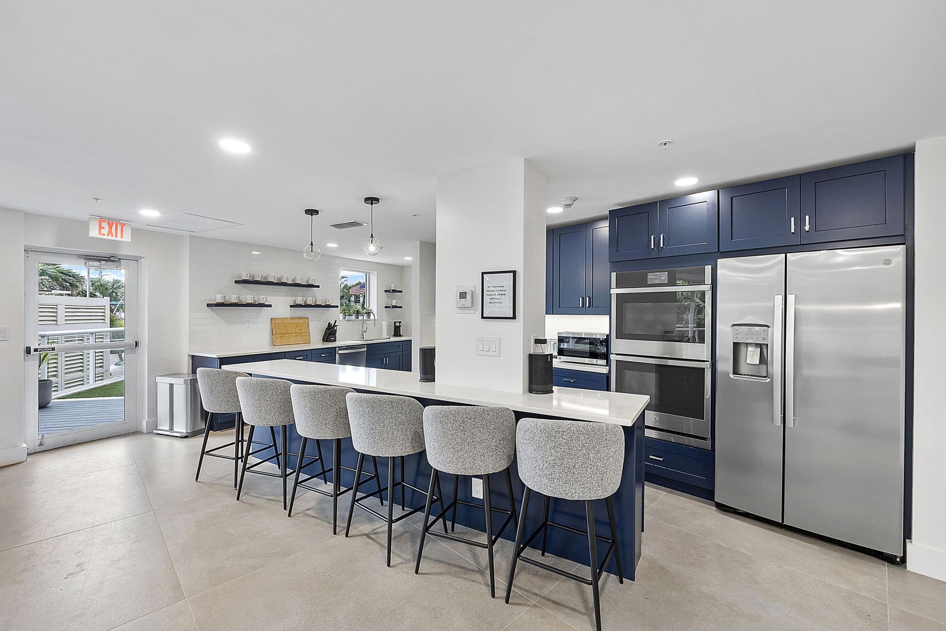 3000 Holiday Drive, Unit 1801, Fort Lauderdale, FL 33316 Photo