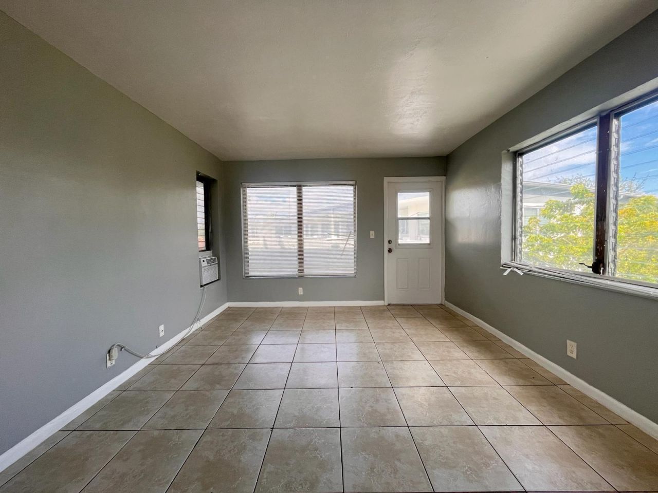 1251 W River Drive, Unit 1, Margate, FL 33063 Photo