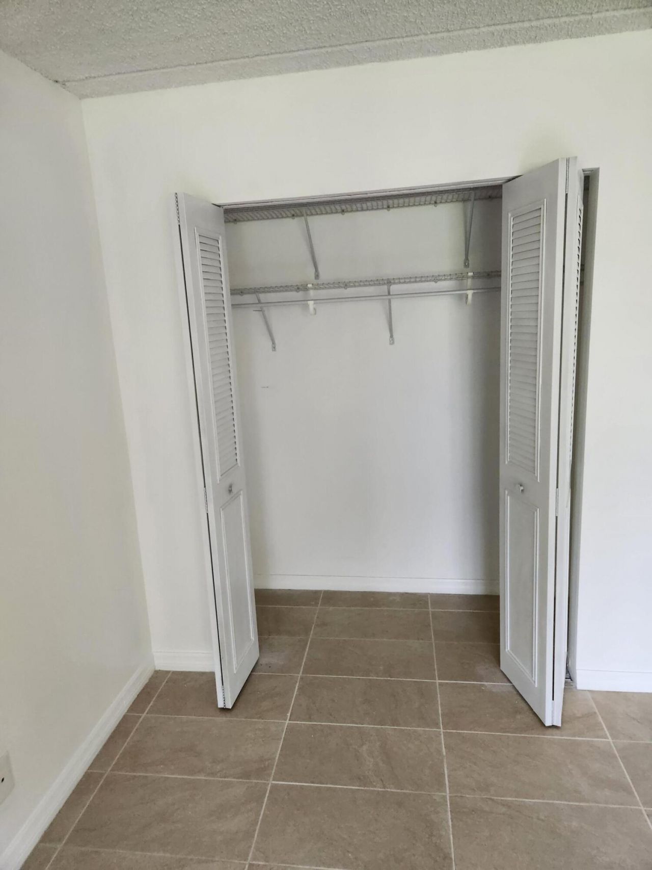 600 Village Green, Unit 108, Palm Springs, FL 33461 Photo