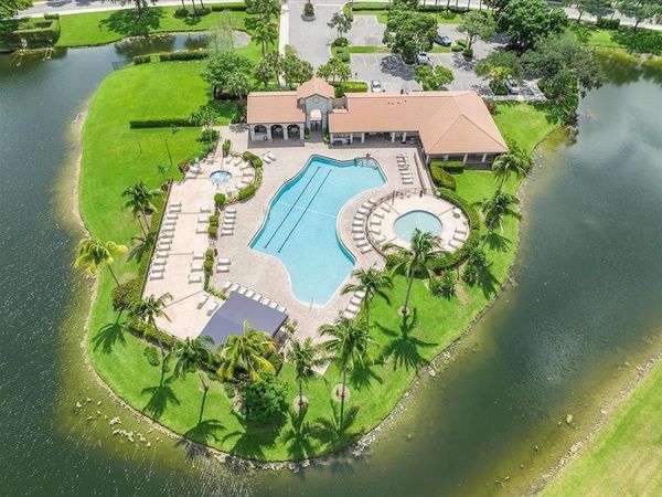 10700 NW 14th Street, Unit 146, Plantation, FL 33322