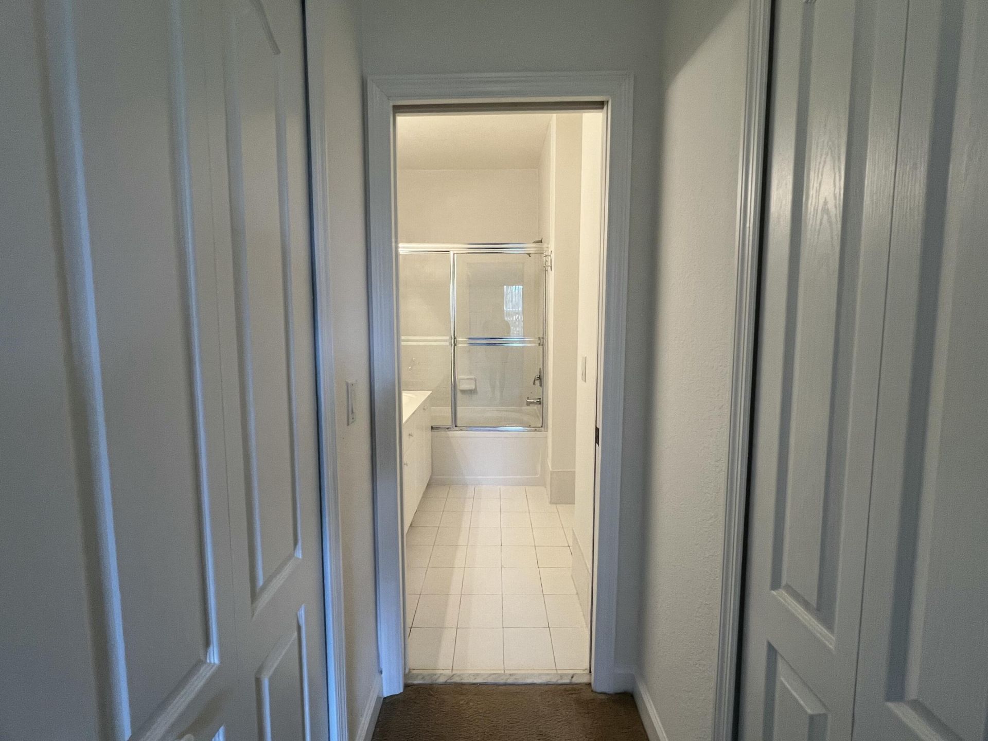 150 Jacaranda Country Club Drive, Unit 102, Plantation, FL 33324 Photo