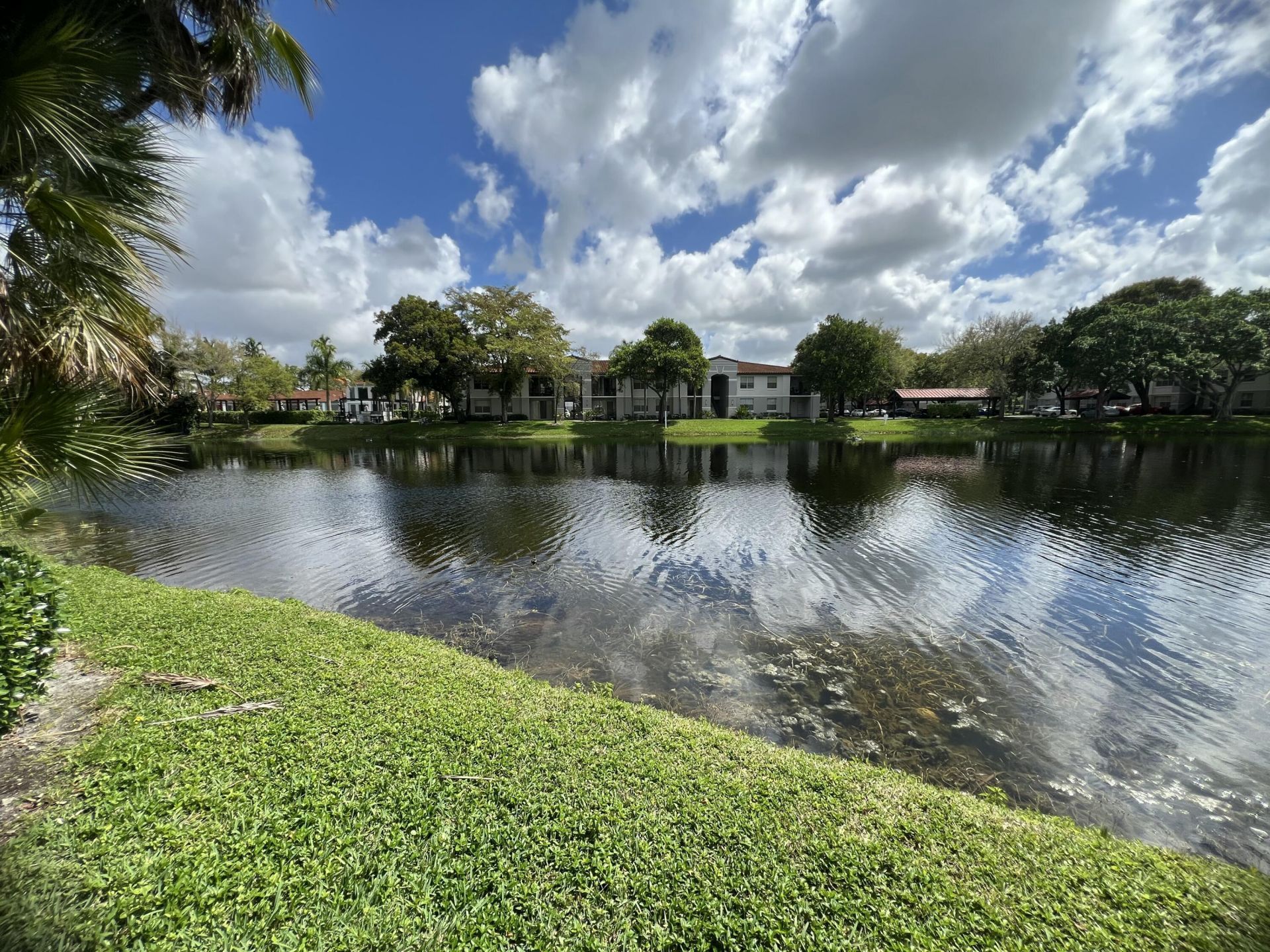 150 Jacaranda Country Club Drive, Unit 102, Plantation, FL 33324 Photo
