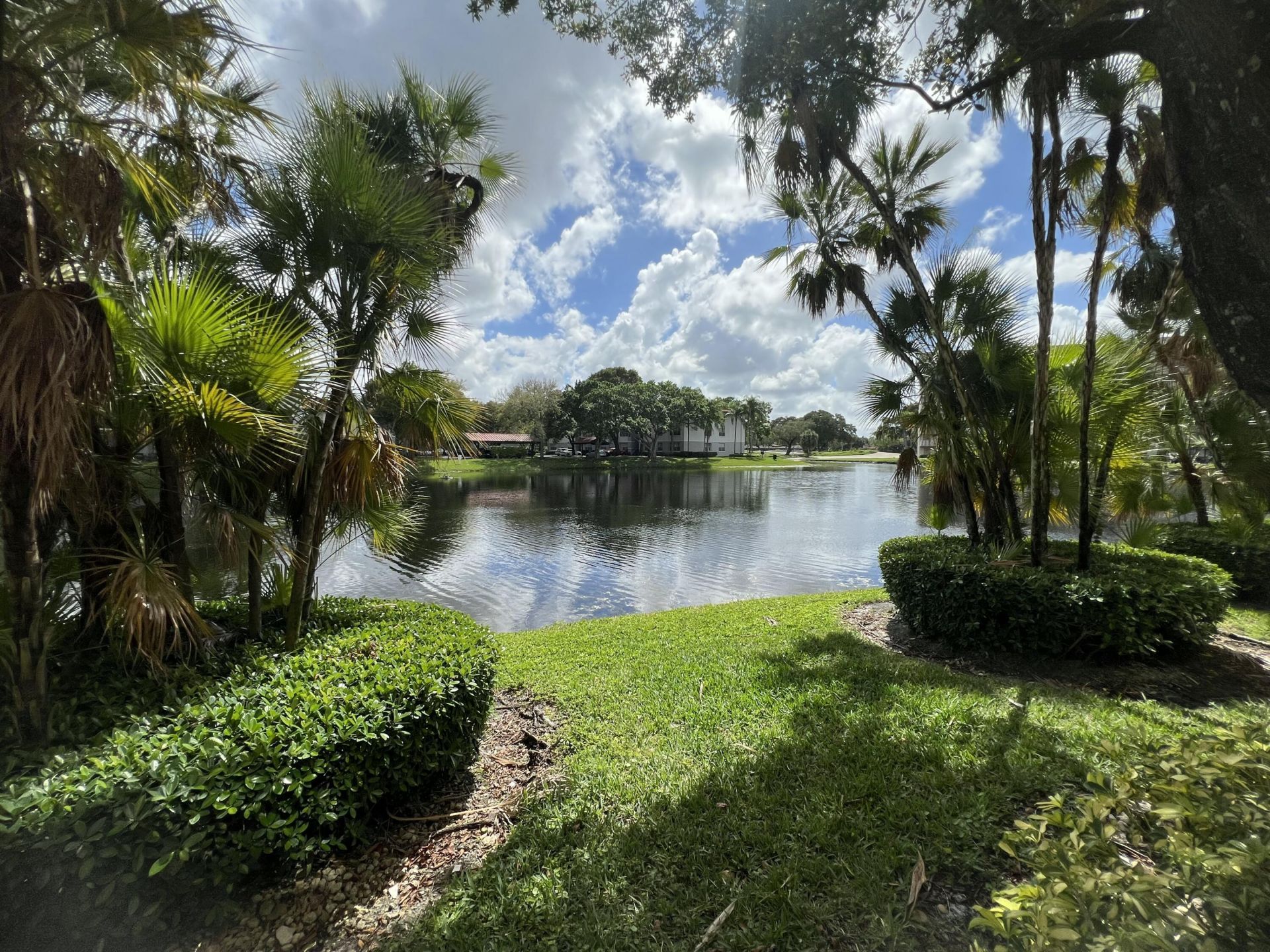 150 Jacaranda Country Club Drive, Unit 102, Plantation, FL 33324 Photo