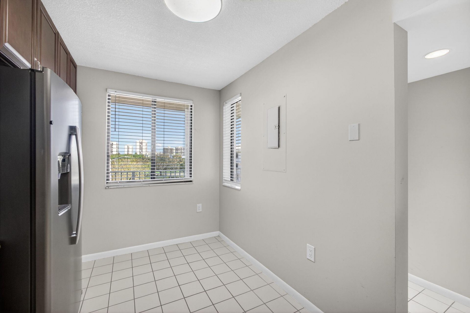 2421 Village Boulevard, Unit 401, West Palm Beach, FL 33409 Photo