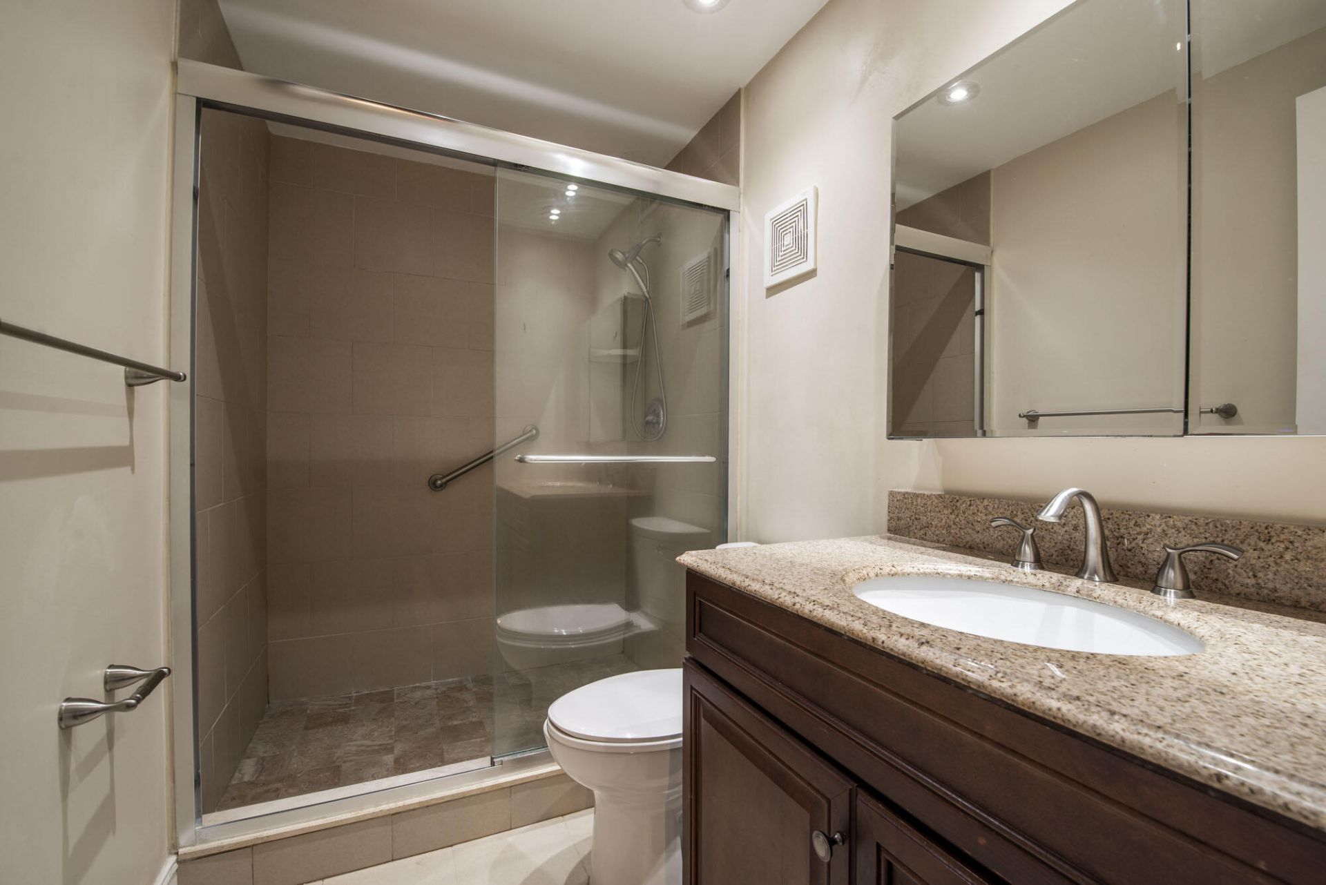 15108 Ashland Drive, Unit 215, Delray Beach, FL 33484 Photo