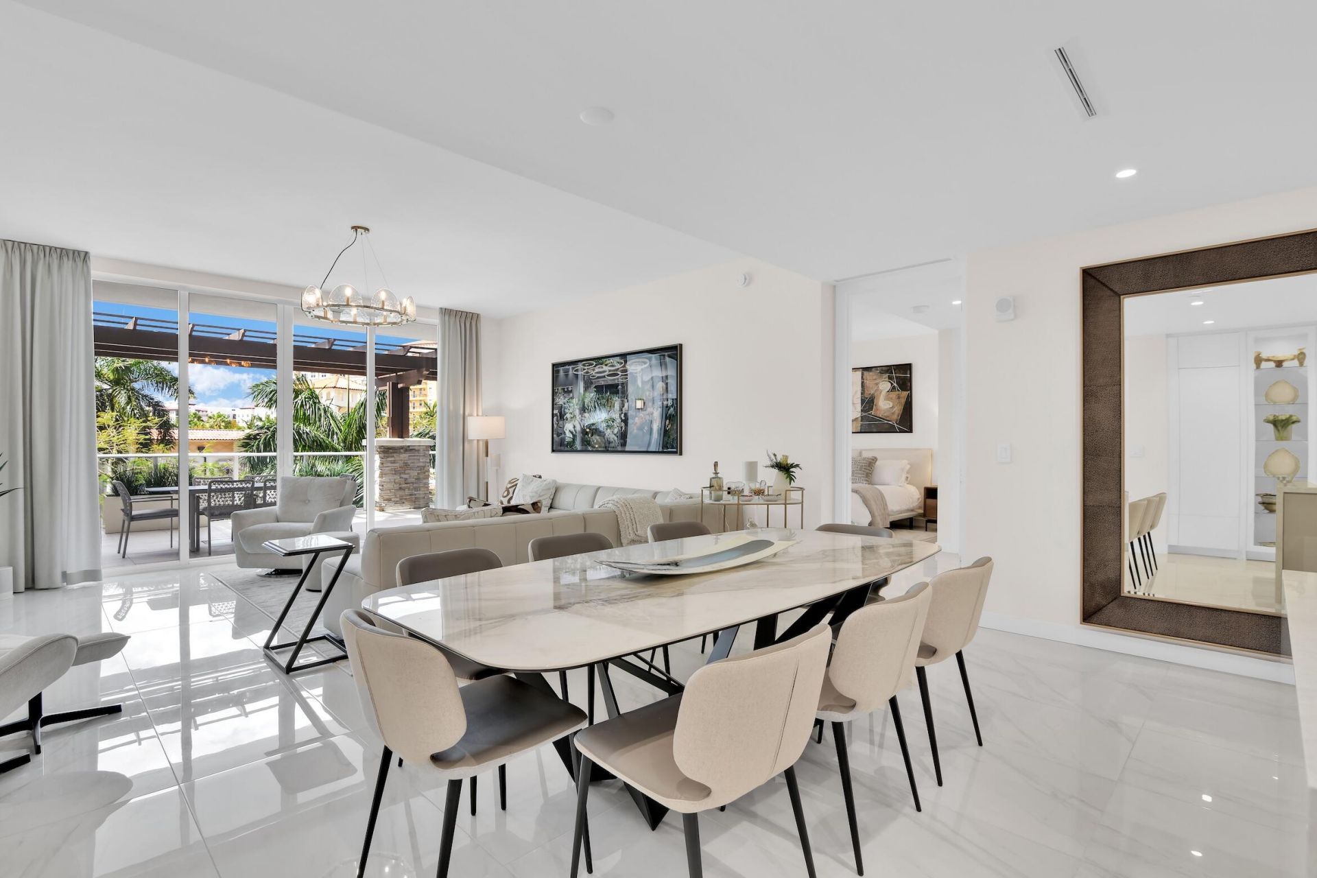 220 SE Mizner Boulevard, Unit 308, Boca Raton, FL 33432 Photo