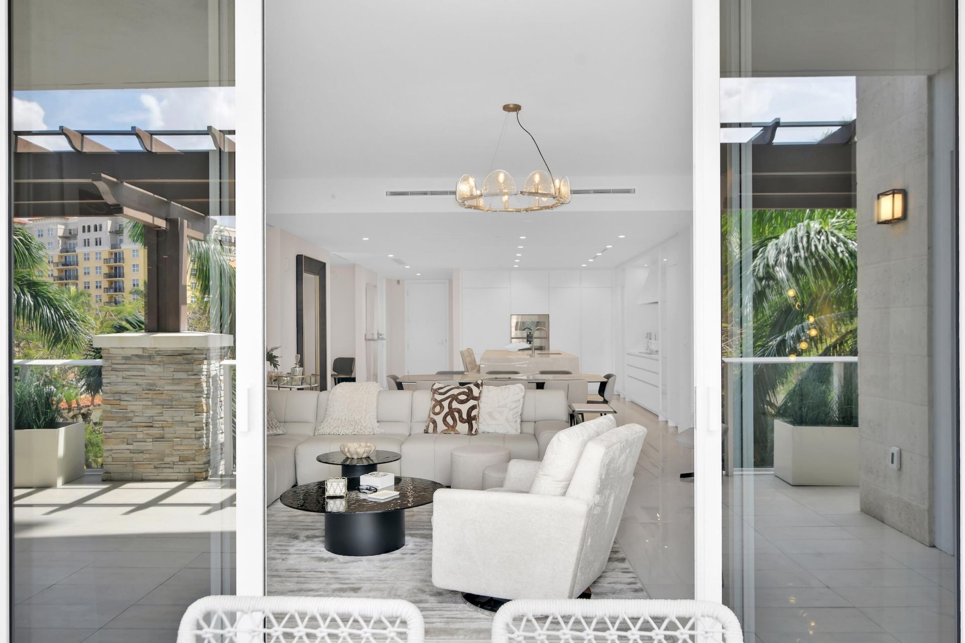 220 SE Mizner Boulevard, Unit 308, Boca Raton, FL 33432 Photo