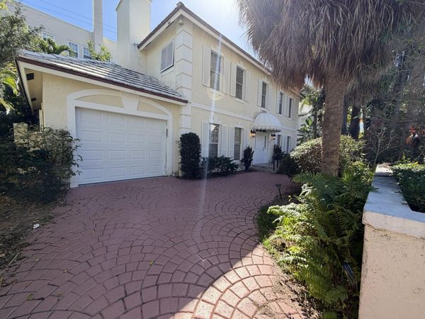 230 Park Avenue, Palm Beach, FL 33480