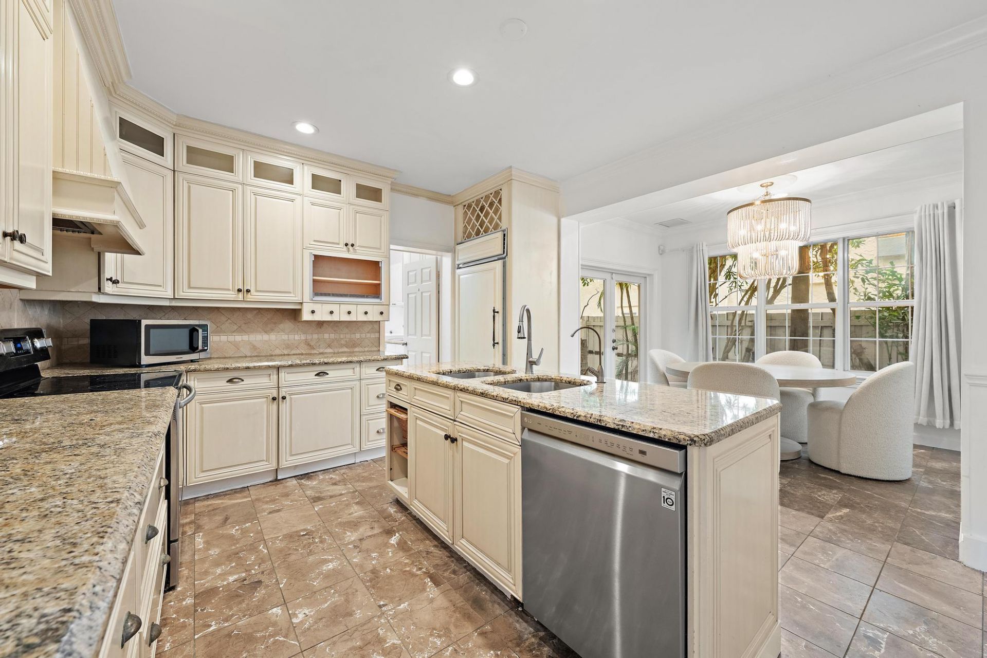 230 Park Avenue, Palm Beach, FL 33480 Photo