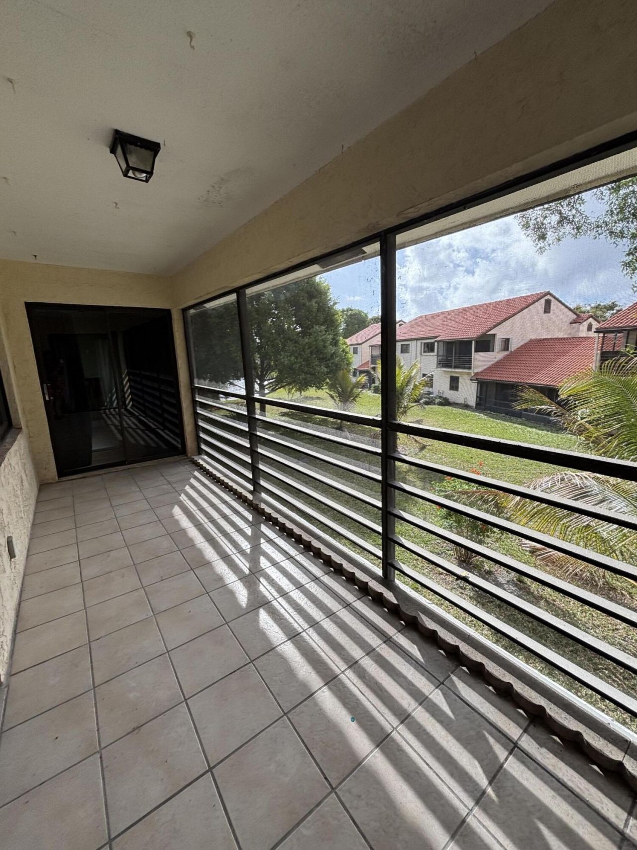 3 Vía De Casas Sur, Unit 204, Boynton Beach, FL 33426 Photo