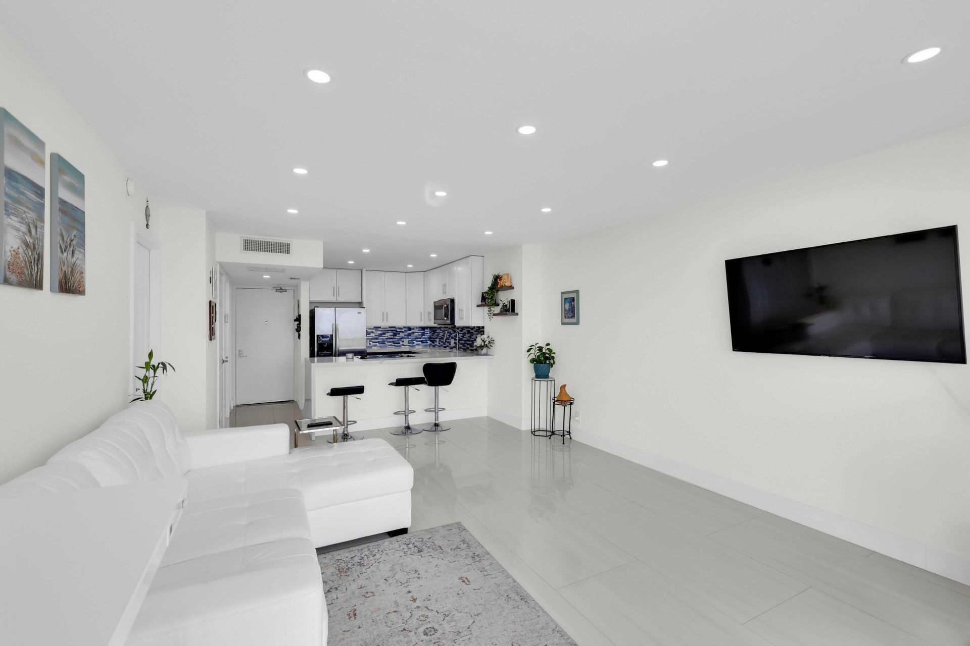 20335 W Country Club Drive, Unit 2107, Aventura, FL 33180 Photo