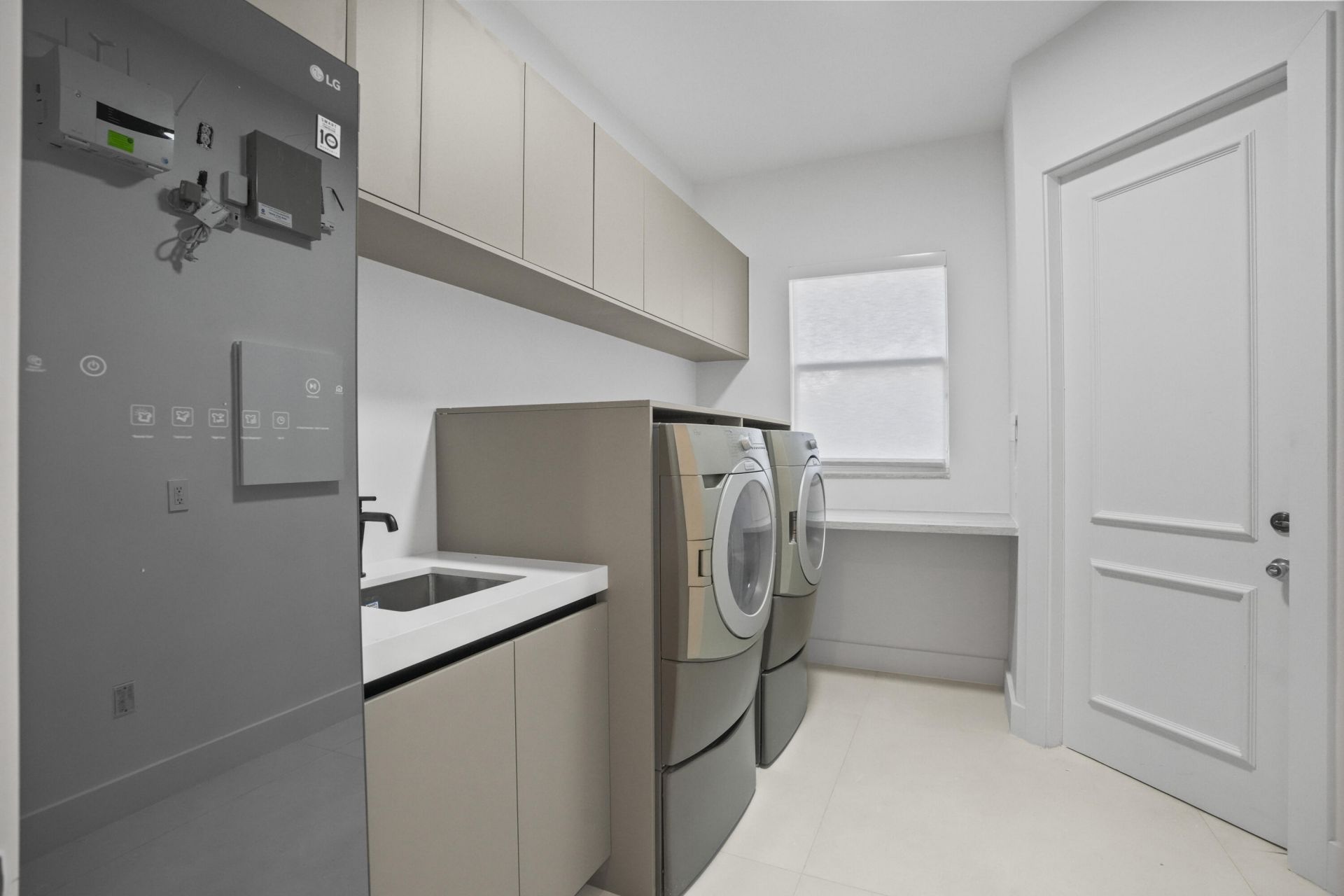 3201 E Stonebrook Circle, Davie, FL 33330 Photo