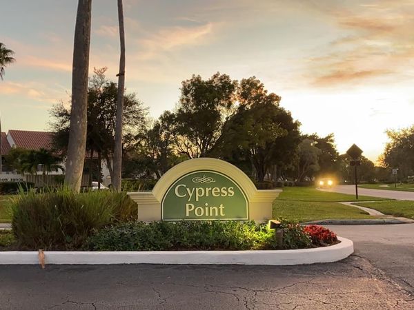 285 Cypress Point Drive, Palm Beach Gardens, FL 33418