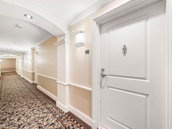 403 S Sapodilla, Unit 302, West Palm Beach, FL 33401