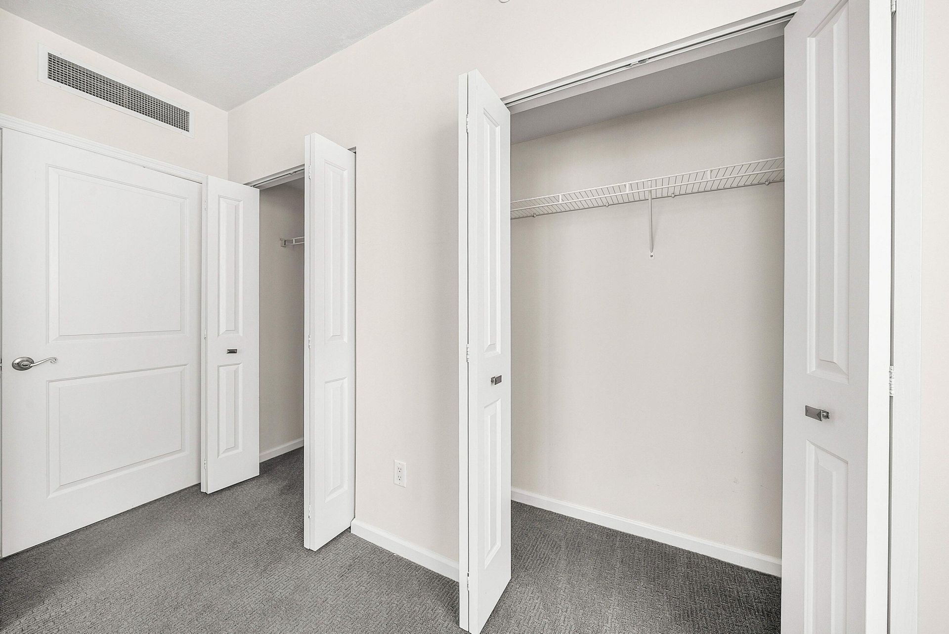 403 S Sapodilla, Unit 302, West Palm Beach, FL 33401 Photo