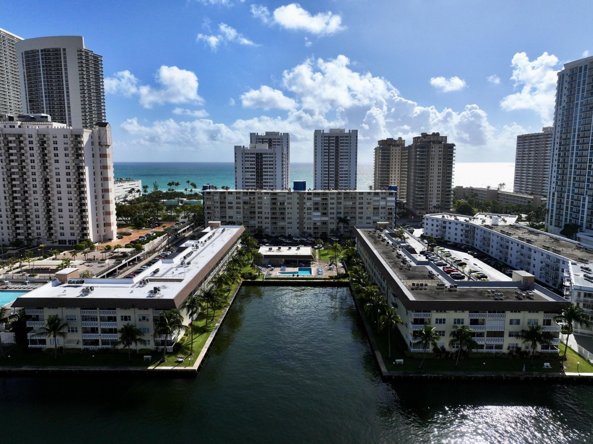 1893 S Ocean Drive, Unit 503, Hallandale Beach, FL 33009 Photo