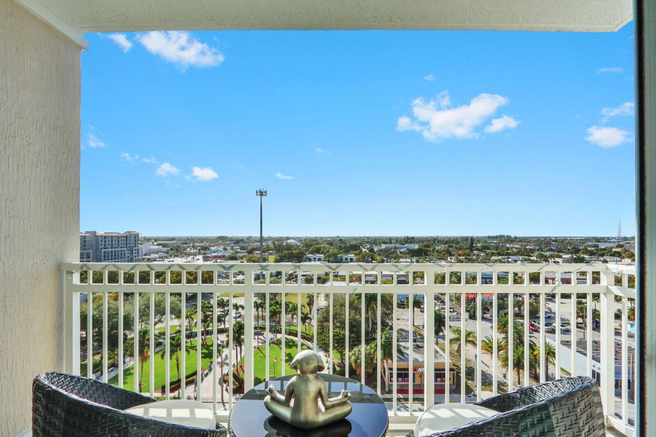 450 N Federal Highway, Unit 902, Boynton Beach, FL 33435 Photo