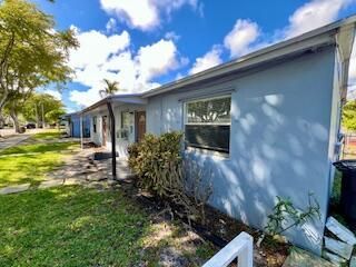 2007 Beautiful Avenue, West Palm Beach, FL 33407 Photo