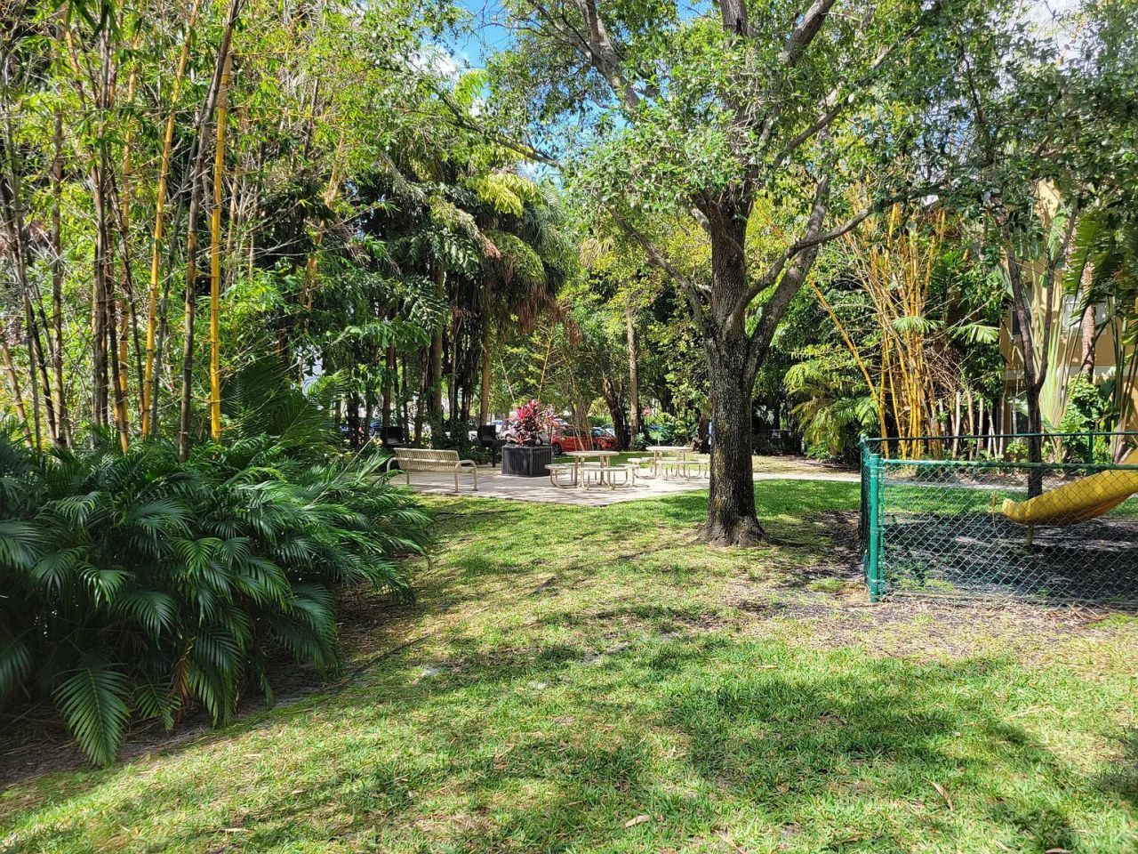 751 N Pine Island Road, Unit 205, Plantation, FL 33324 Photo