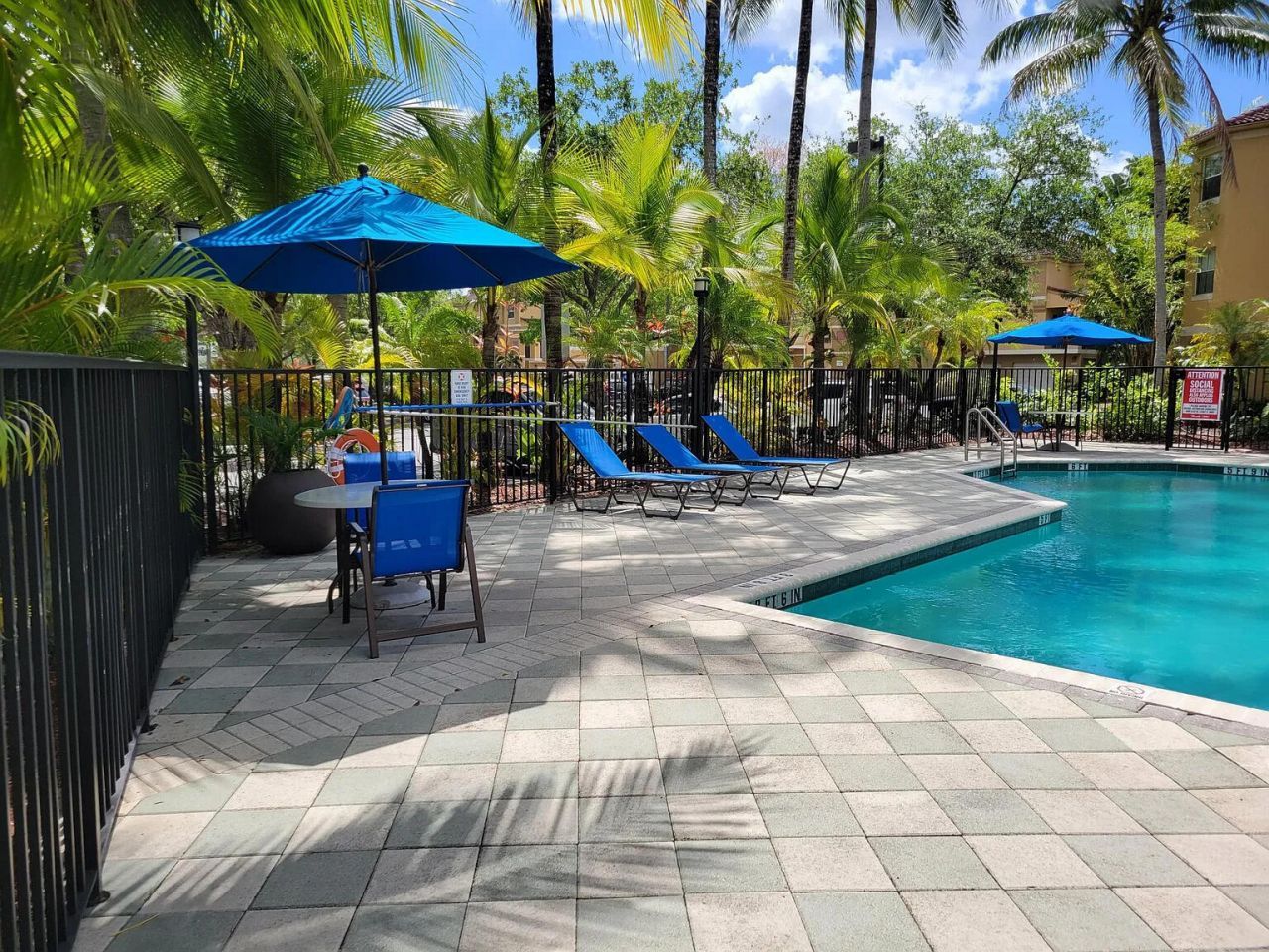 751 N Pine Island Road, Unit 205, Plantation, FL 33324 Photo