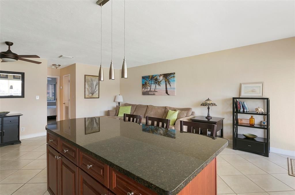 2895 NE 32nd Street, Unit 102, Fort Lauderdale, FL 33306 Photo