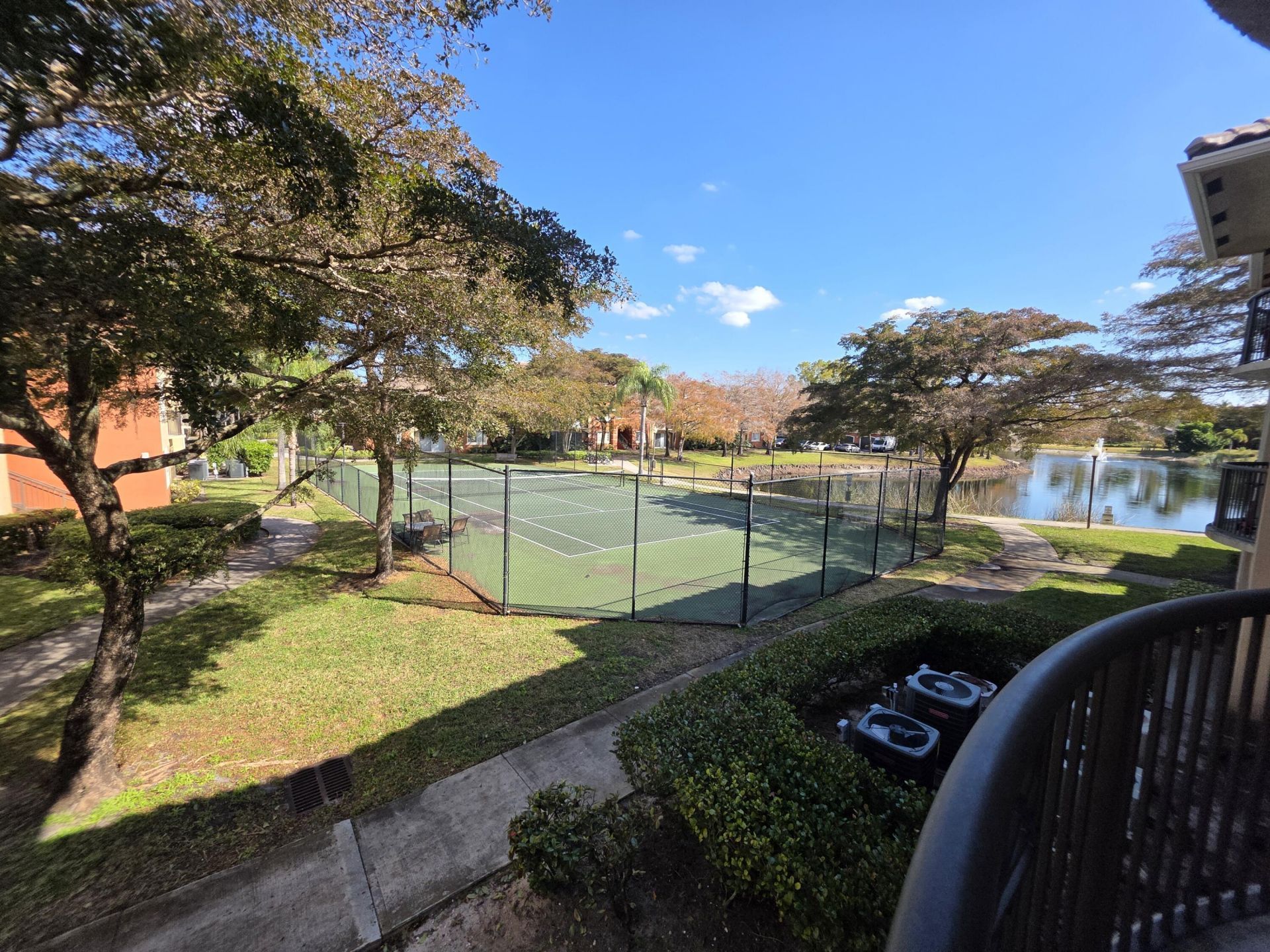 4175 N Haverhill Road, Unit 907, West Palm Beach, FL 33417 Photo