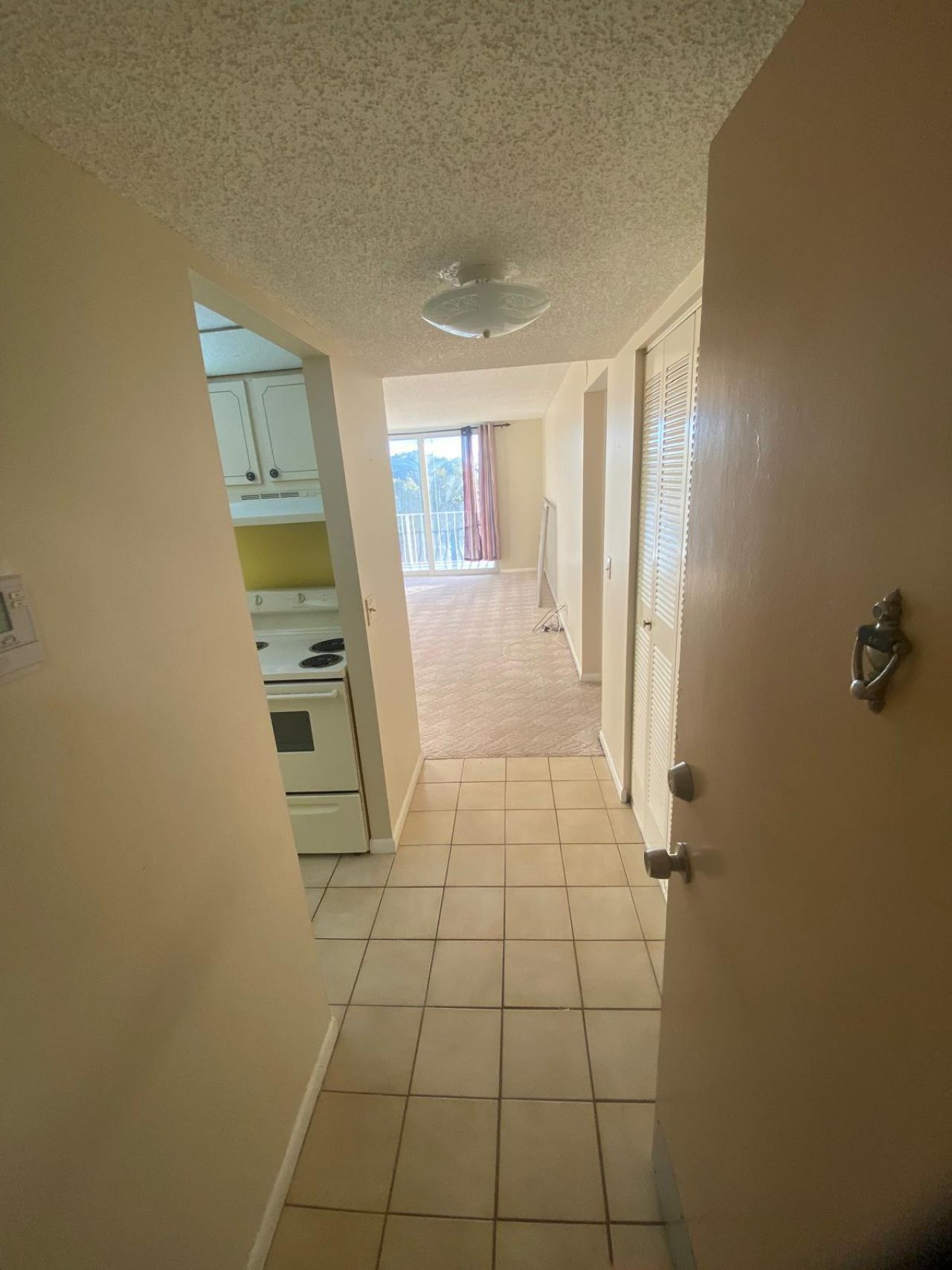 480 Executive Center Drive, West Palm Beach, FL 33401 Photo