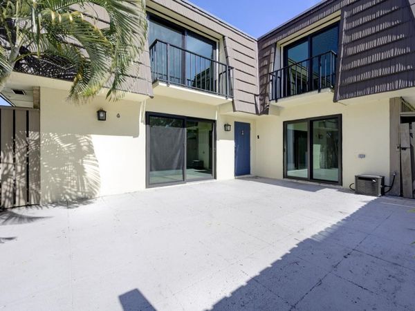 319 3rd Court, Palm Beach Gardens, FL 33410