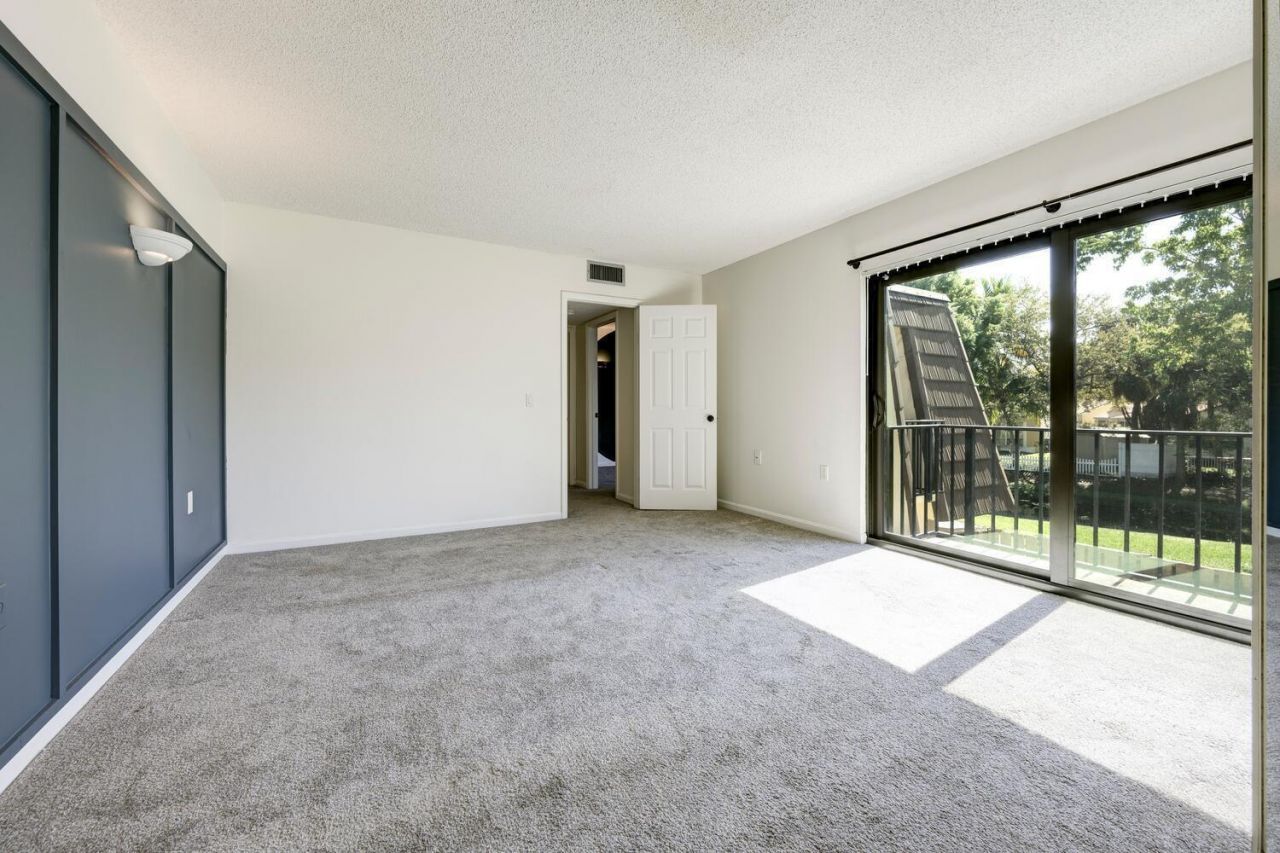 319 3rd Court, Palm Beach Gardens, FL 33410 Photo