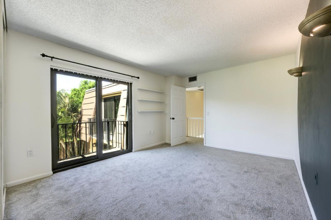 319 3rd Court, Palm Beach Gardens, FL 33410 Photo