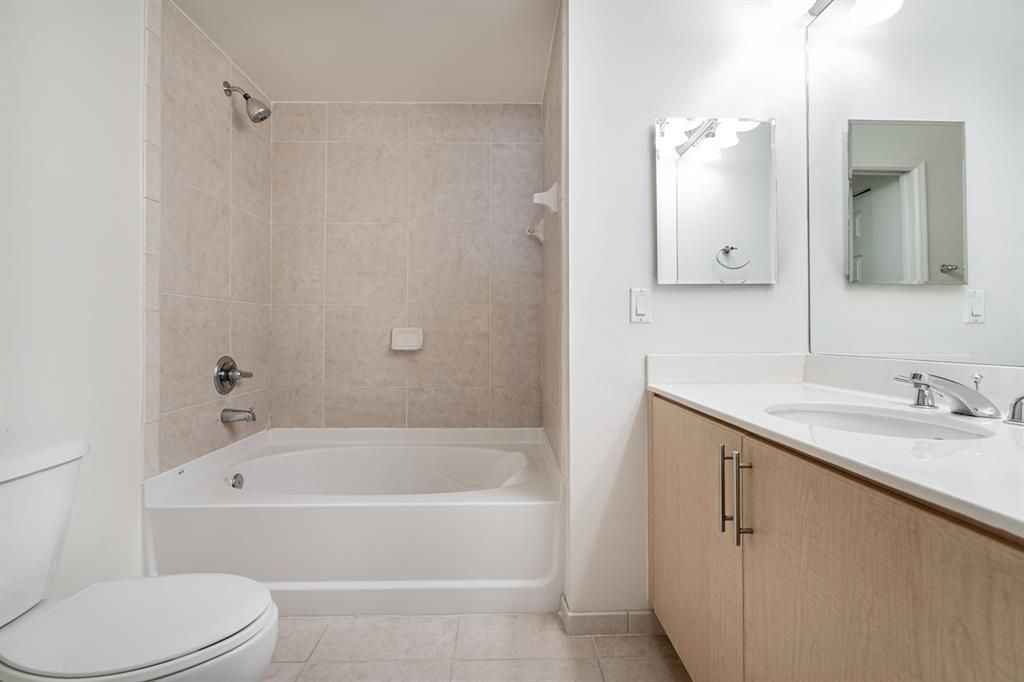 2421 NE 65th Street, Unit 309, Fort Lauderdale, FL 33308 Photo